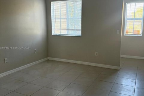 Copropriété à louer à Miramar, Floride: 2 chambres, 100.33 m2 № 1990752 - photo 15