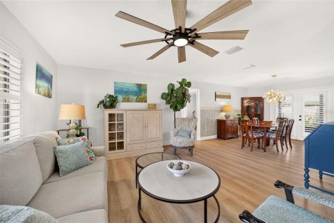 Villa ou maison à vendre à Dunnellon, Floride: 3 chambres, 148.27 m2 № 2400447 - photo 15
