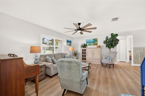 Villa ou maison à vendre à Dunnellon, Floride: 3 chambres, 148.27 m2 № 2400447 - photo 13