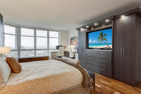 Condo in Pompano Beach, Florida, 3 bedrooms № 2081440 - photo 29