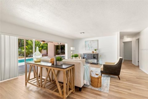 Casa en alquiler en Tierra Verde, Florida, 3 dormitorios, 147.44 m2 № 2111247 - foto 8