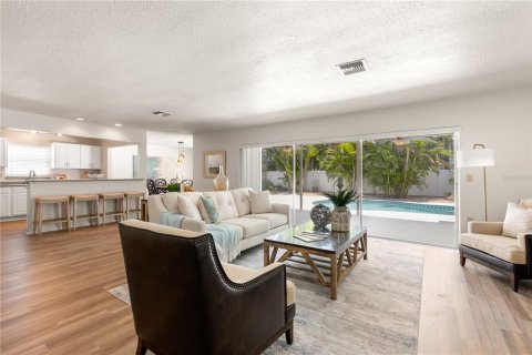 Casa en alquiler en Tierra Verde, Florida, 3 dormitorios, 147.44 m2 № 2111247 - foto 11
