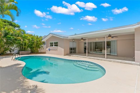 Casa en alquiler en Tierra Verde, Florida, 3 dormitorios, 147.44 m2 № 2111247 - foto 12
