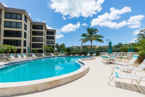 Condominio en alquiler en Sarasota, Florida, 2 dormitorios, 121.05 m2 № 1824142 - foto 3