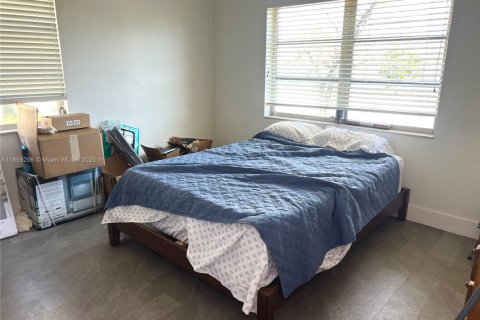 House in Lake Worth, Florida 3 bedrooms, 137.5 sq.m. № 1887602 - photo 5