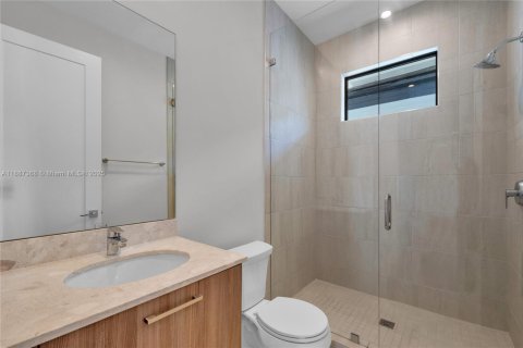 Casa en alquiler en Doral, Florida, 3 dormitorios, 202.16 m2 № 1933114 - foto 27