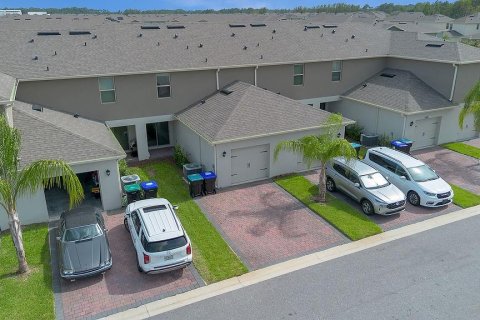 Townhouse in Winter Garden, Florida 3 bedrooms, 134.8 sq.m. № 1869706 - photo 9