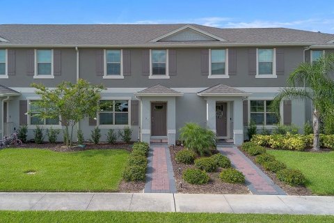 Townhouse in Winter Garden, Florida 3 bedrooms, 134.8 sq.m. № 1869706 - photo 5