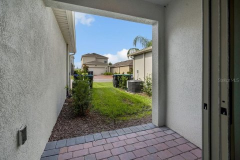 Townhouse in Winter Garden, Florida 3 bedrooms, 134.8 sq.m. № 1869706 - photo 2