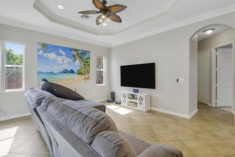 Casa en venta en Port St. Lucie, Florida, 4 dormitorios, 229.84 m2 № 2180286 - foto 20