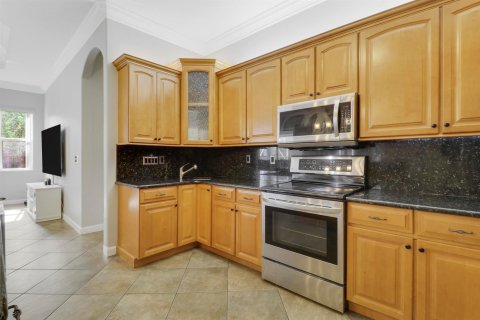 Casa en venta en Port St. Lucie, Florida, 4 dormitorios, 229.84 m2 № 2180286 - foto 18