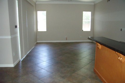 Casa en venta en Port St. Lucie, Florida, 4 dormitorios, 229.84 m2 № 2180286 - foto 21