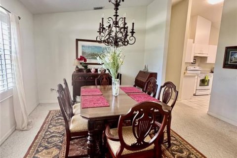 Villa ou maison à vendre à Palm Coast, Floride: 3 chambres, 171.78 m2 № 2418525 - photo 4
