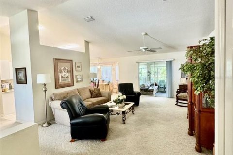 Villa ou maison à vendre à Palm Coast, Floride: 3 chambres, 171.78 m2 № 2418525 - photo 2