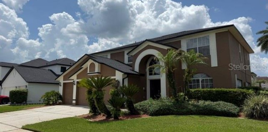 Villa ou maison à Oviedo, Floride 4 chambres, 276.2 m2 № 2091807