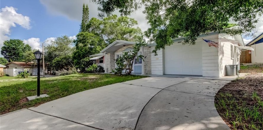 Casa en Holiday, Florida 2 dormitorios, 97.73 m2 № 1824557