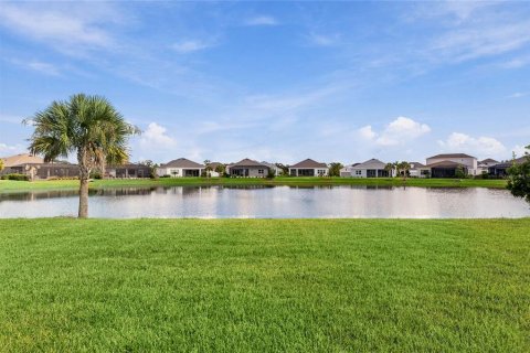 Villa ou maison à vendre à Parrish, Floride: 2 chambres, 176.14 m2 № 2420445 - photo 28