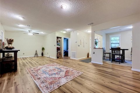 Купить виллу или дом в Пинеллас-Парк, Флорида 7 комнат, 166.67м2, № 2308745 - фото 23