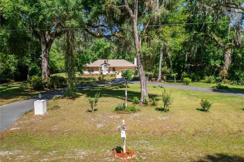Casa en venta en Brooksville, Florida, 3 dormitorios, 187.66 m2 № 1686992 - foto 2