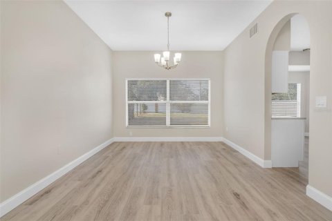 House in Wesley Chapel, Florida 4 bedrooms, 209.12 sq.m. № 1742662 - photo 7