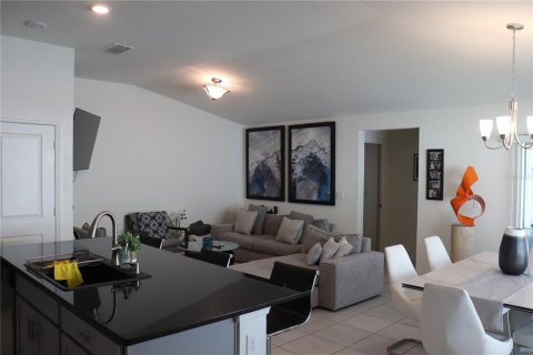 Villa ou maison à vendre à Davenport, Floride: 4 chambres, 151.15 m2 № 2433157 - photo 13