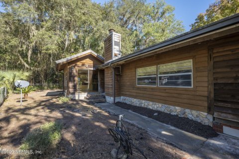 Casa en venta en Satsuma, Florida, 4 dormitorios, 200.2 m2 № 882026 - foto 1