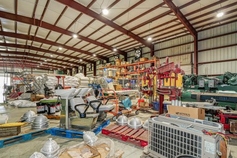 Propiedad comercial en venta en Sebastian, Florida № 2187977 - foto 20