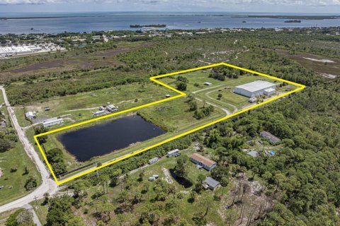Propiedad comercial en venta en Sebastian, Florida № 2187977 - foto 3