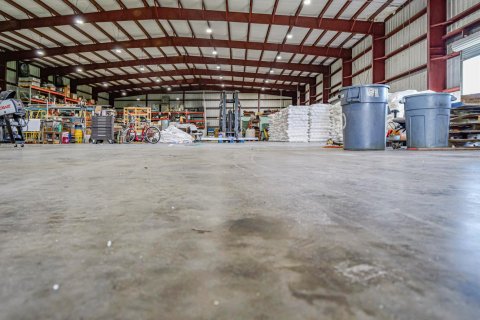 Propiedad comercial en venta en Sebastian, Florida № 2187977 - foto 26