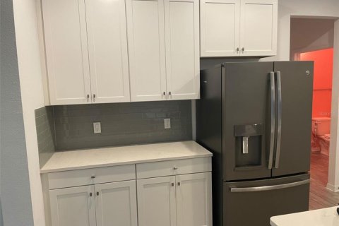 Adosado en alquiler en Tampa, Florida, 3 dormitorios, 204.38 m2 № 1690456 - foto 7