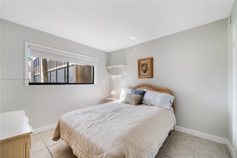 Condominio en venta en Miami, Florida, 2 dormitorios, 91.51 m2 № 1889860 - foto 22