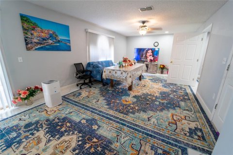 Casa en venta en Riverview, Florida, 6 dormitorios, 205.78 m2 № 2232971 - foto 7