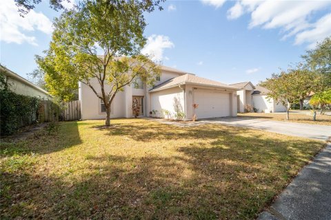 Casa en venta en Riverview, Florida, 6 dormitorios, 205.78 m2 № 2232971 - foto 2