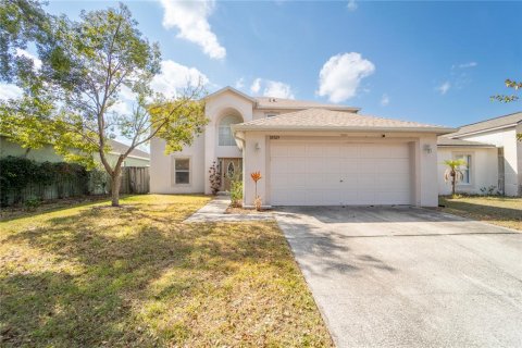 Villa ou maison à Riverview, Floride 6 chambres, 205.78 m2 № 2232971