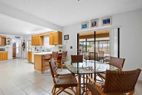 Villa ou maison à vendre à Tequesta, Floride: 4 chambres, 183.57 m2 № 1695681 - photo 8