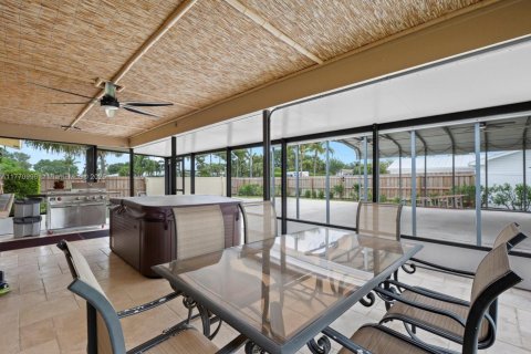 Villa ou maison à vendre à Tequesta, Floride: 4 chambres, 183.57 m2 № 1695681 - photo 18