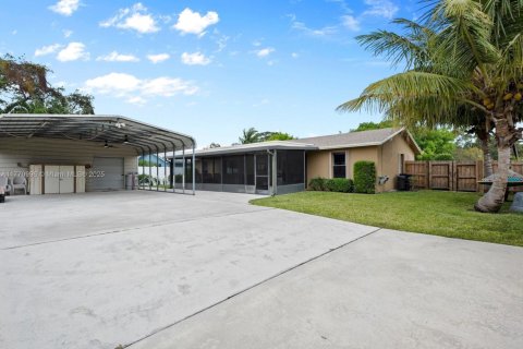 Villa ou maison à vendre à Tequesta, Floride: 4 chambres, 183.57 m2 № 1695681 - photo 20