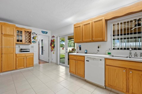 Villa ou maison à vendre à Tequesta, Floride: 4 chambres, 183.57 m2 № 1695681 - photo 7