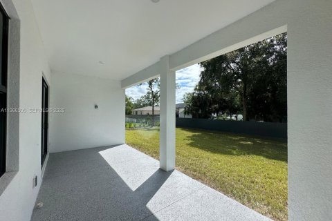 Купить виллу или дом в Лихай-Эйкерс, Флорида 4 спальни, № 2028173 - фото 20