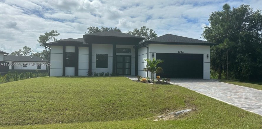 Дом в Лихай-Эйкерс, Флорида 4 спальни № 2028173