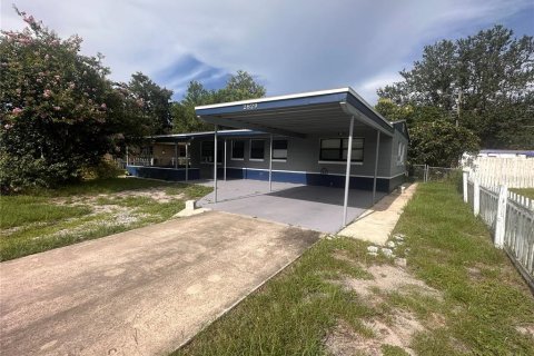 House in Sanford, Florida 3 bedrooms, 113.15 sq.m. № 1750239 - photo 23