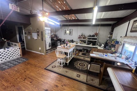 Villa ou maison à vendre à Zephyrhills, Floride: 2 chambres, 445.93 m2 № 2399532 - photo 22