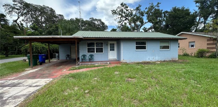 House in Wildwood, Florida 3 bedrooms, 116.69 sq.m. № 1844776