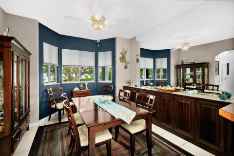 House in Palm Coast, Florida 4 bedrooms, 235.69 sq.m. № 1841729 - photo 9