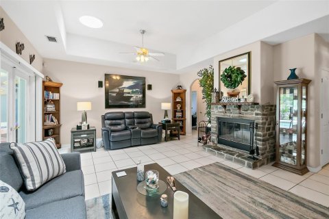 House in Palm Coast, Florida 4 bedrooms, 235.69 sq.m. № 1841729 - photo 8