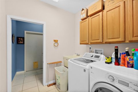 House in Palm Coast, Florida 4 bedrooms, 235.69 sq.m. № 1841729 - photo 18