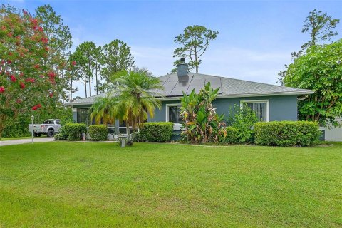 House in Palm Coast, Florida 4 bedrooms, 235.69 sq.m. № 1841729 - photo 1
