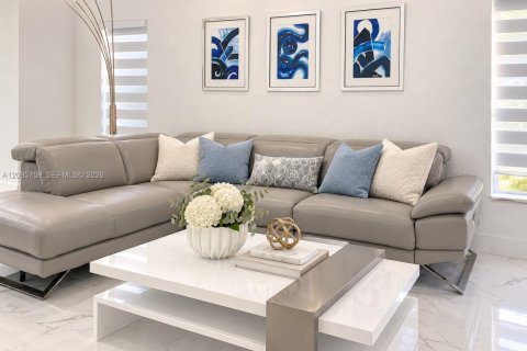 Villa ou maison à vendre à Miami Gardens, Floride: 3 chambres, 136.29 m2 № 2389671 - photo 3
