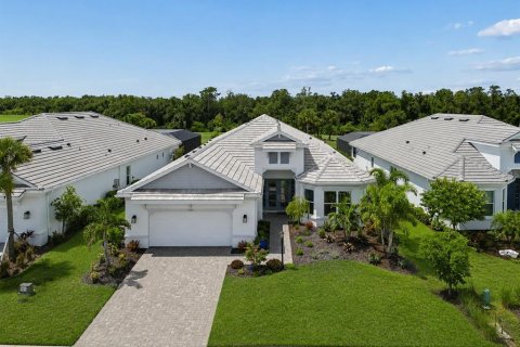 Casa en Bradenton, Florida 3 dormitorios, 289.48 m2 № 2296731