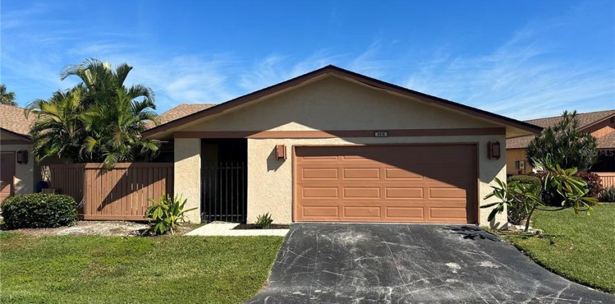 Casa en Fort Myers, Florida 3 dormitorios, 135.27 m2 № 1816977